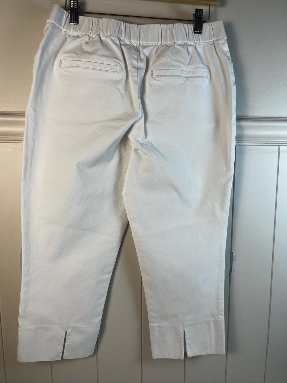 Isaac Mizrahi Lady White Stretch Cropped Pants size 12P - Picture 3 of 10